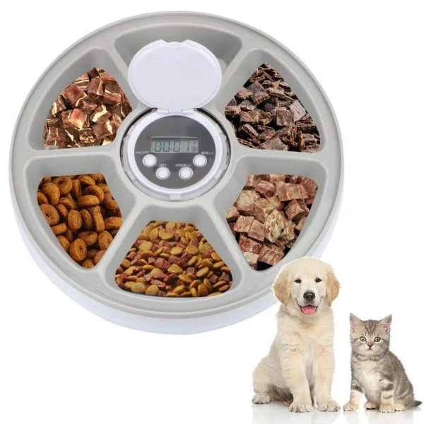 Wet Pet Food Dispenser TailMe Keeping a tail on your pets